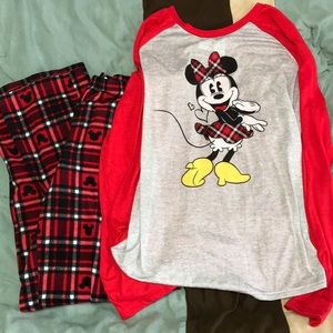Minnie Mouse Holiday Pajamas set